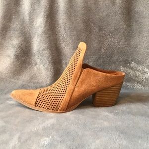 Coconuts by Matisse Call It Mule Bootie Tan sz 10